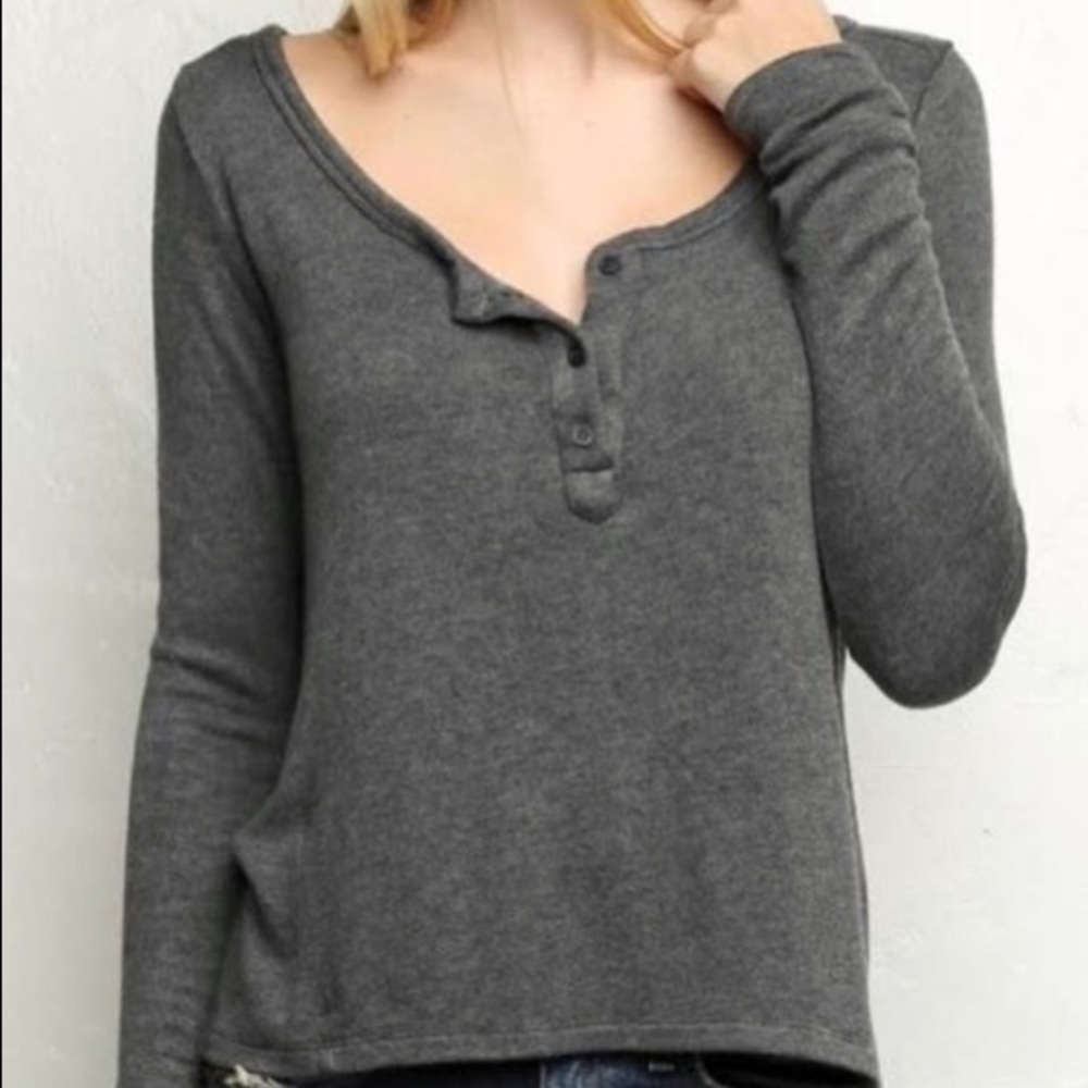 Brandy Melville Long Sleeve Top